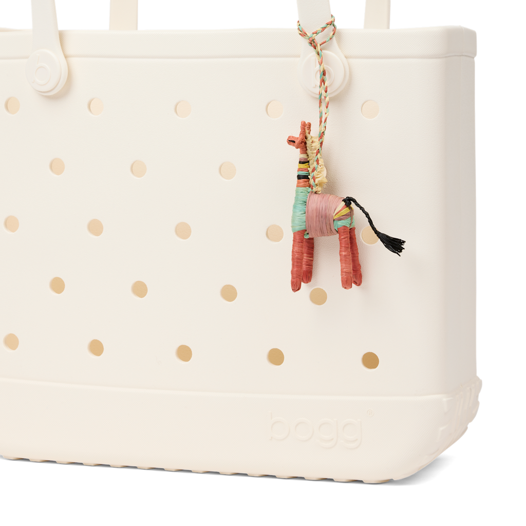 Bogg'd & Charmed  - Raffia Giraffe